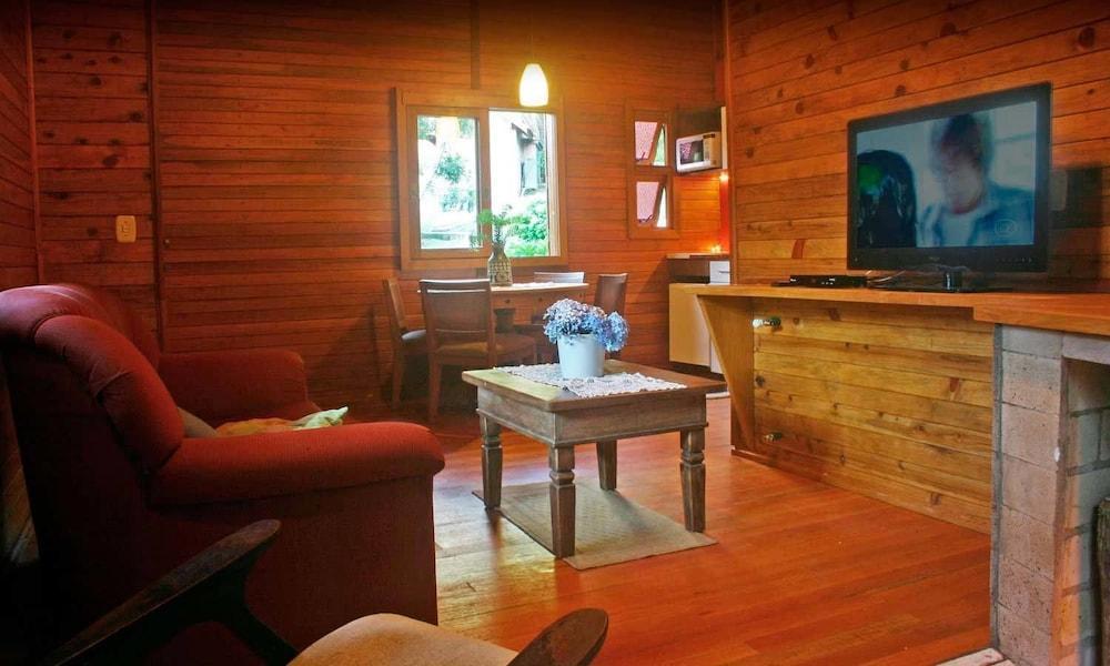 Hotel Chalets Do Vale