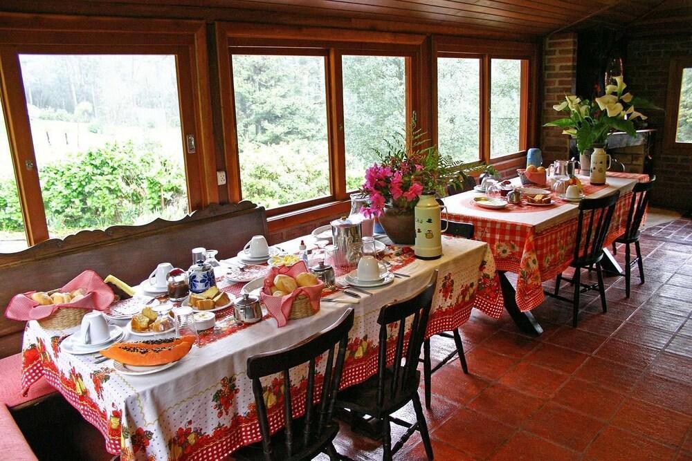 Hotel Chalets Do Vale 3*